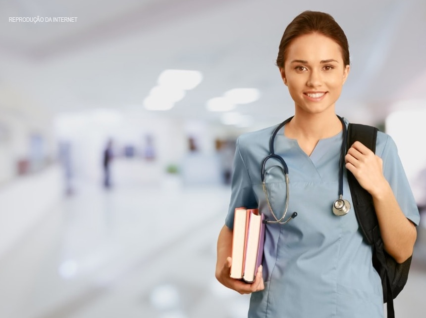 COVID-19: CFM é contra a antecipação de formatura para estudante que concluiu 75% do internato