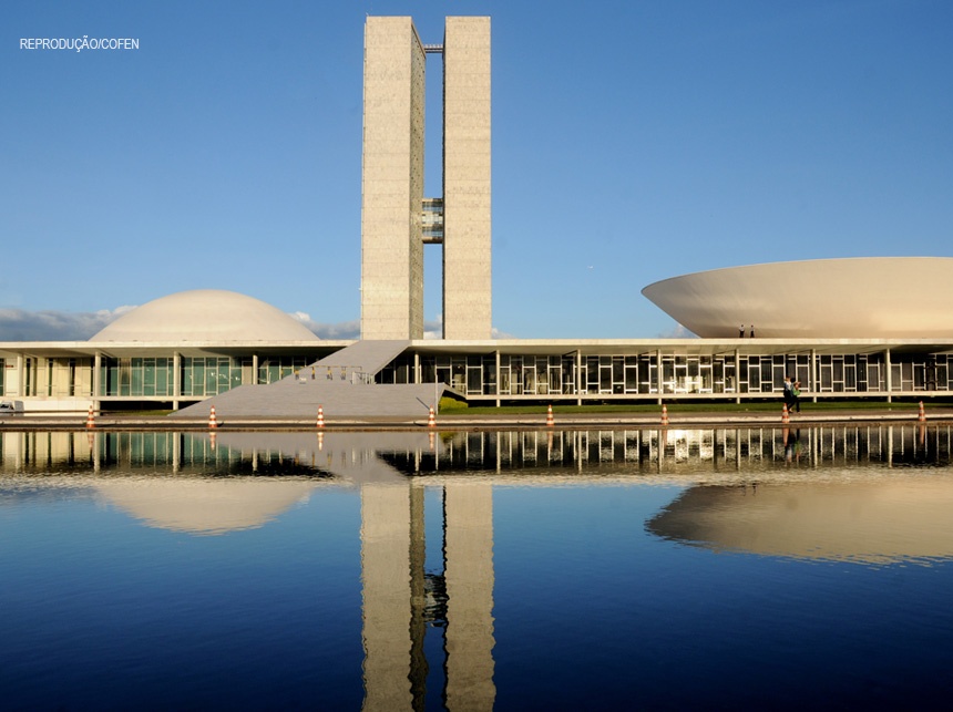 Cofen pede urgência na aprovação da insalubridade e proteção para Enfermagem