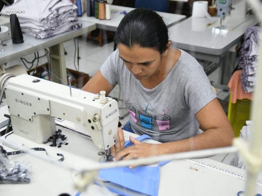 Ajude o projeto Multiplique Amor DF a confeccionar máscaras para doação aos servidores da saúde