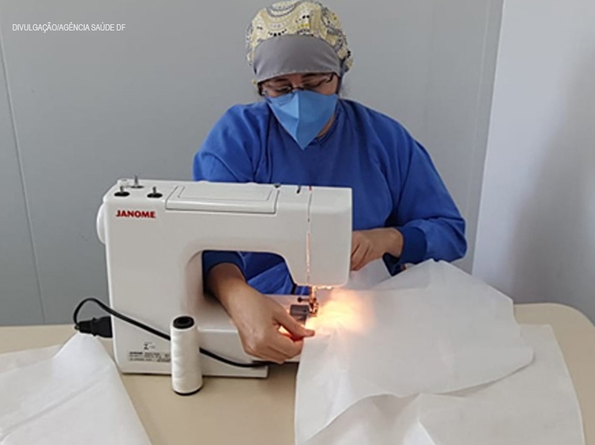 Equipe da UBS 2 de Sobradinho II produziu 8.680 máscaras e capotes