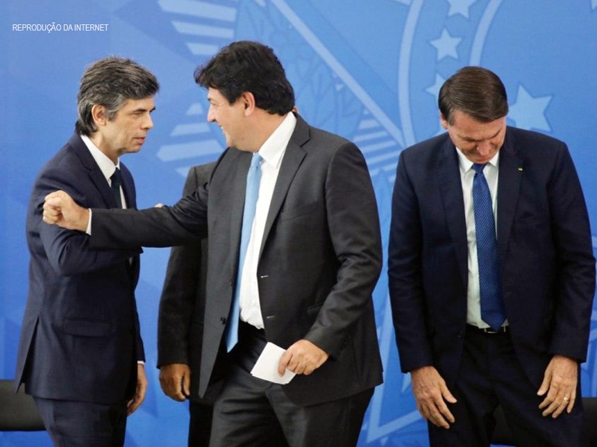 Pandemia do coronavírus derruba segundo ministro da saúde com pedido de exoneração de Nelson Teich