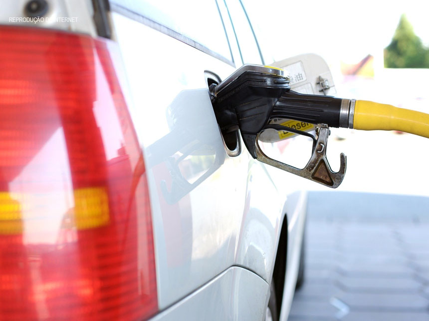 Derrubado veto ao projeto que obriga postos de gasolina do DF a oferecerem EPIs para frentistas