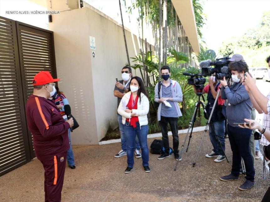 Ibaneis recebe alta e se diz otimista sobre pandemia: “Vai passar”