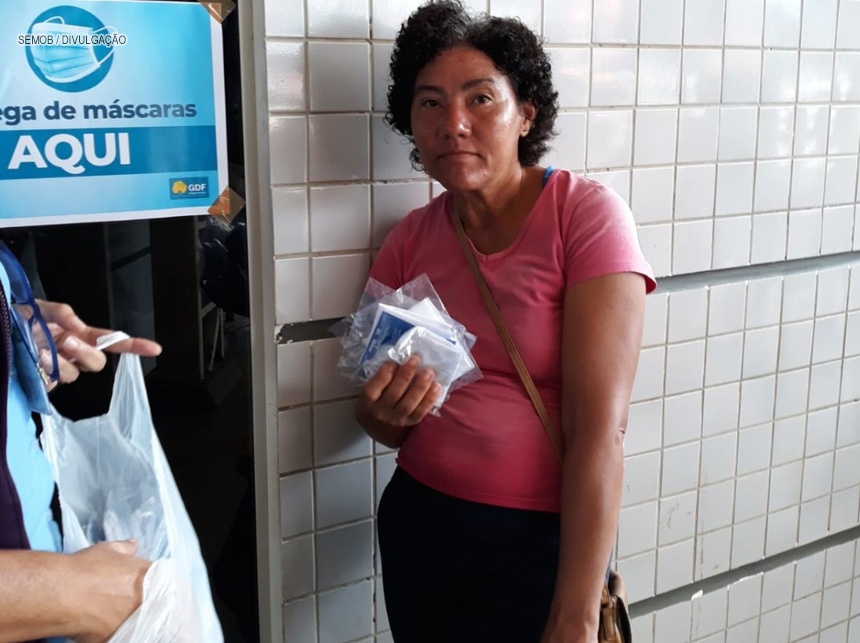 GDF distribuiu mais de 90 mil máscaras nos terminais rodoviários e no Metrô