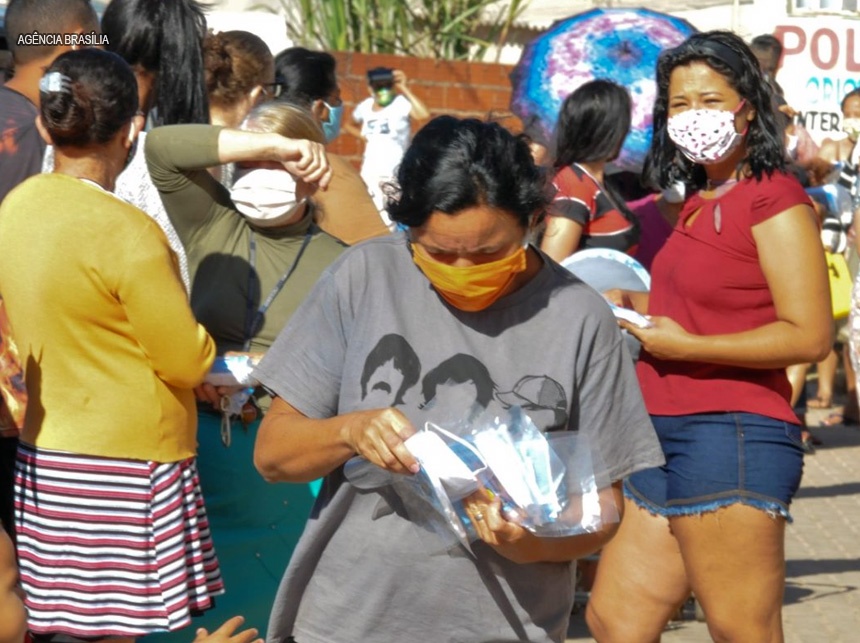 Ação de conscientização e combate à Covid-19 no Sol Nascente/Pôr do Sol