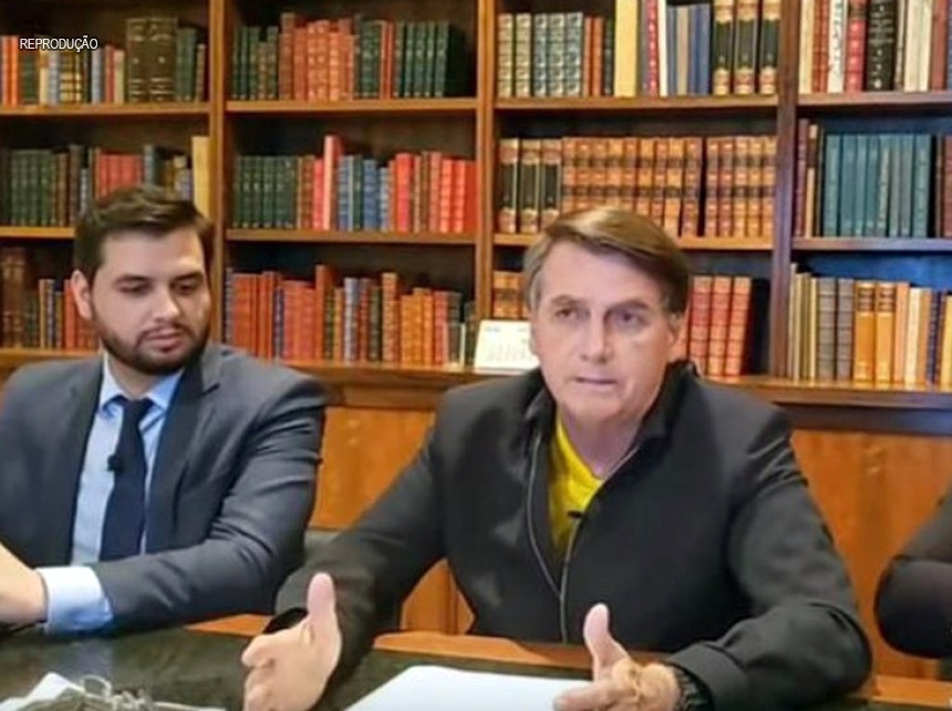 Bolsonaro é criticado por sugerir, em live, invasão de hospitais para verificar ocupação de leitos