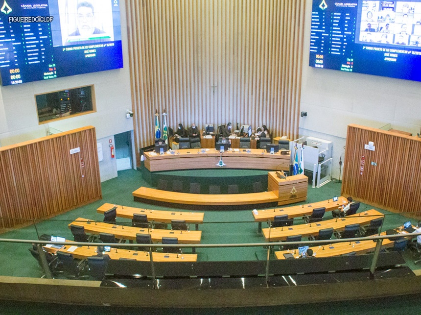 Distritais aprovam programa de crédito para micro e pequenas empresas