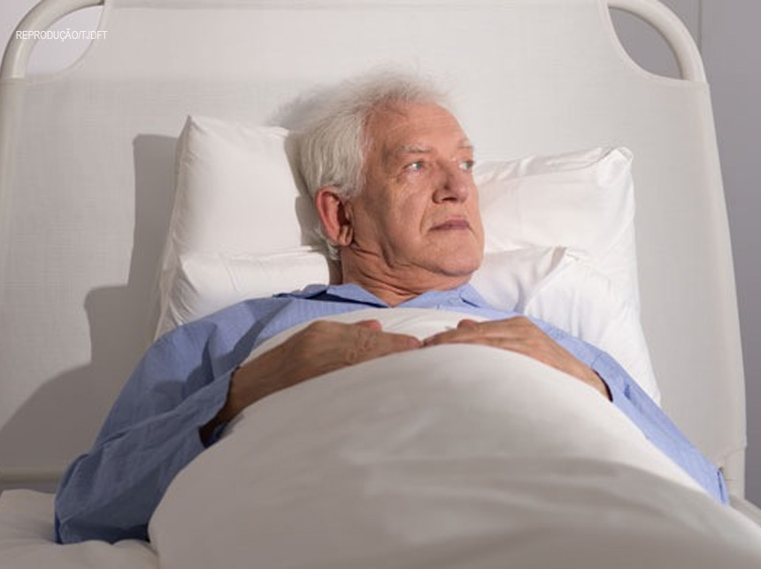 TJDFT: Idoso que esperou cinco anos por cirurgia na rede pública de saúde será ressarcido