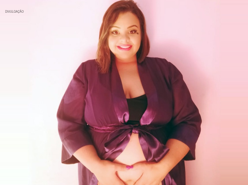 Em Brasília, miss pede doações para maternidade em tempos de crise