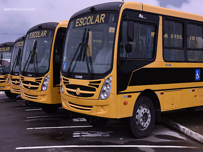 Auxílio Emergencial: Motoristas de transporte escolar e turístico devem receber R$ 1.200