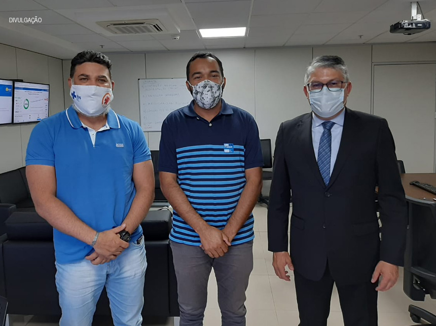 Jorge Vianna se reúne com secretário de saúde para cobrar demandas dos ACS e AVAS