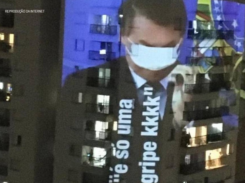 Novo teste realizado por Bolsonaro volta a dar positivo para Covid-19