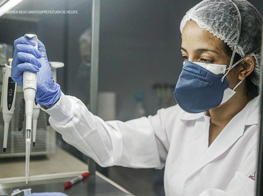 Em 24 horas, Brasil registra mais 555 mortes e soma 87.004 óbitos por covid-19