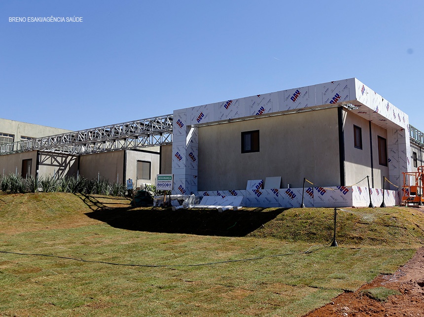 Hospital acoplado ao HRC, para pacientes com covid-19, tem quase 90% das obras concluídas