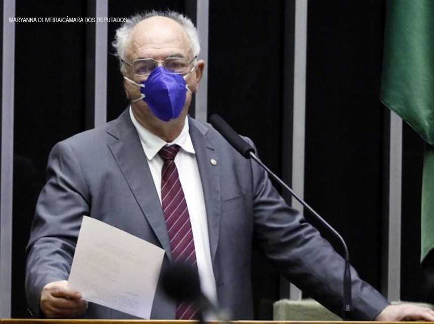 Câmara Federal aprova indenização para profissional da saúde afetado por covid-19