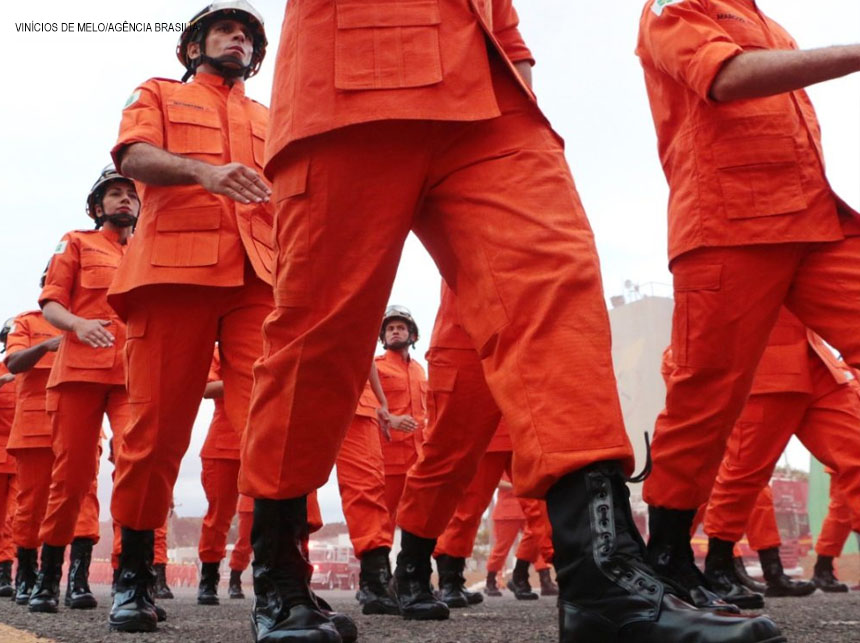 DF ganha reforço de 300 novos bombeiros militares