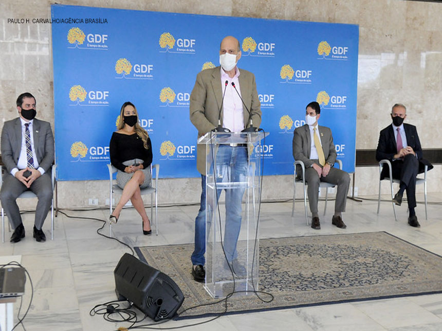 Detran-DF investe na internet para acabar com as filas