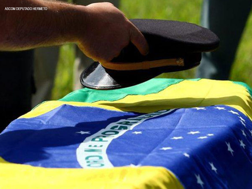 Hermeto solicita promoção para PMs que faleceram em decorrência da Covid-19