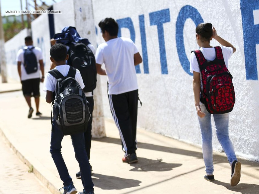 Justiça autoriza retorno das aulas presenciais na rede privada do DF