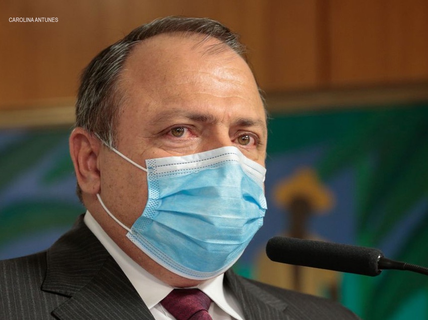 Pazuello diz que vacina de Oxford é a melhor opção até agora