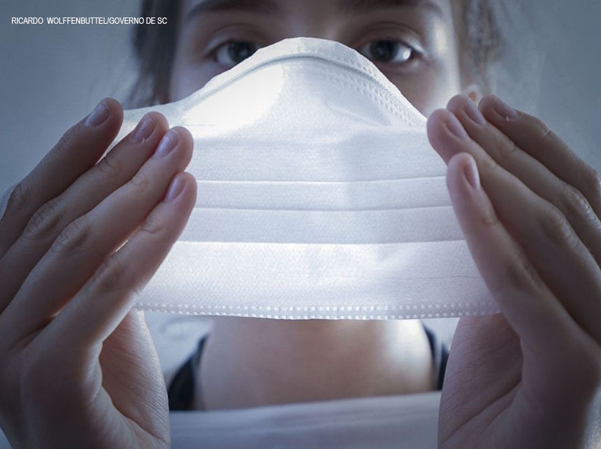 Brasil tem 20 mil novos casos de covid-19 em 24 horas