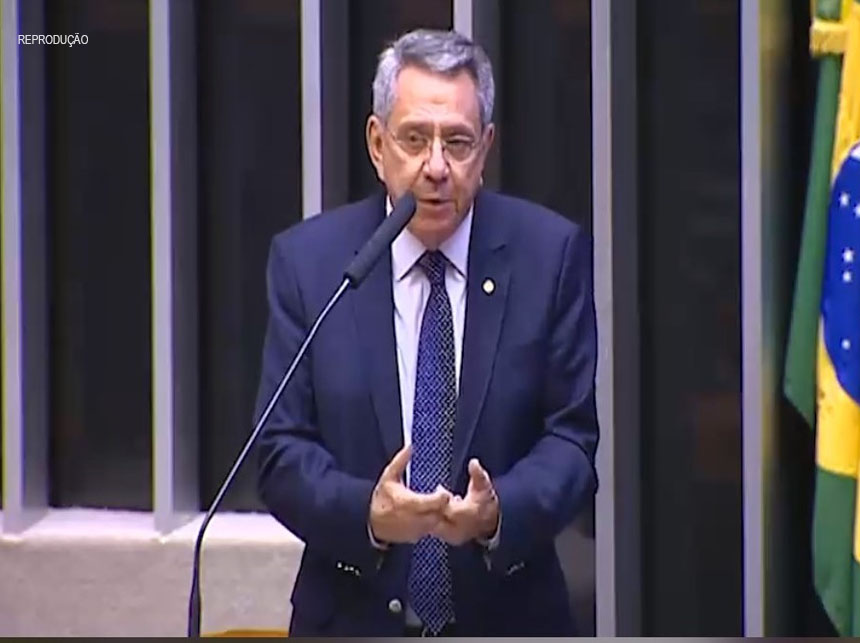 Filippelli tem papel de destaque no MDB nacional na condução do aumento salarial dos profissionais