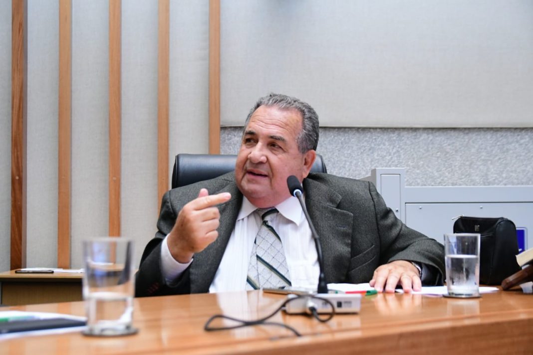 Diretor Jurídico do SindMédico-DF e Enfermeira do HMIB morrem, vítimas de Covid-19