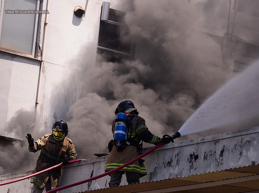 Incêndio no Hospital Federal de Bonsucesso (RJ) deixa ao menos três mortos, dentre essas, uma radiologista