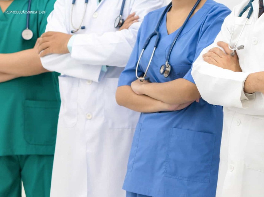 Mais uma vitória para a enfermagem: é promulgada a lei do fardamento