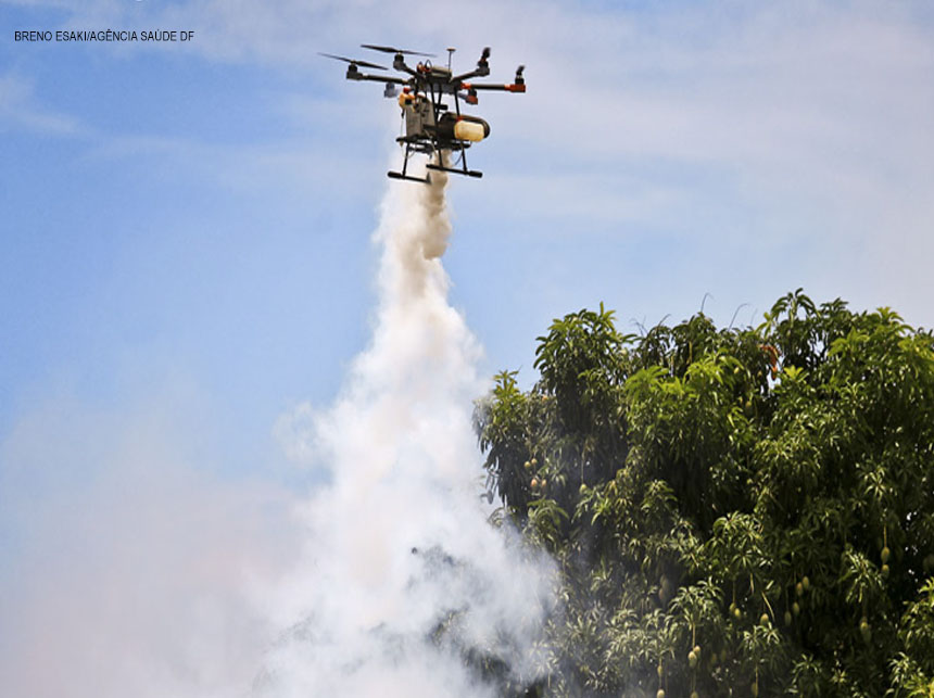 Drones e novas armadilhas contra o Aedes aegypti são testados na Vila Planalto