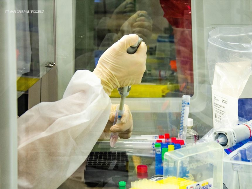 Número de infectados pela covid-19 no Brasil chega a 8,32 milhões