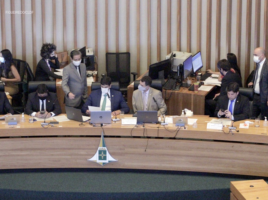 Rafael Prudente é reeleito para a presidência da Câmara Legislativa