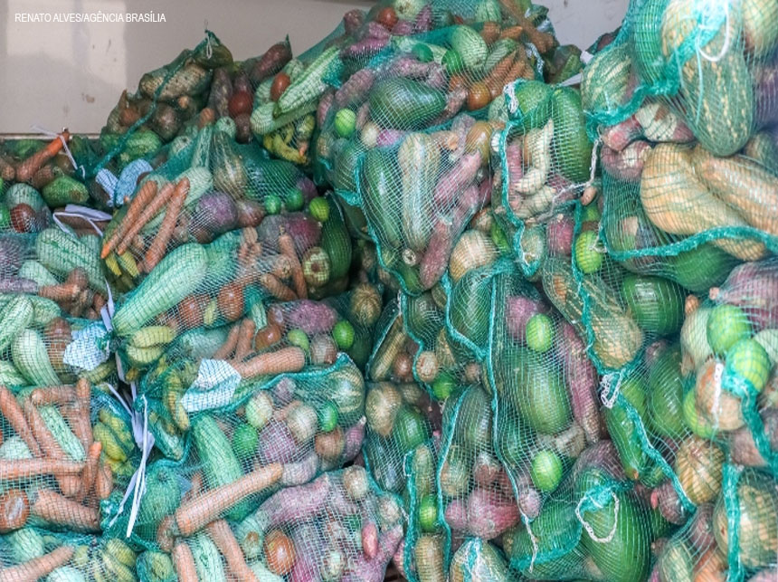 GDF comprou 1,8 mil toneladas da produção rural do DF