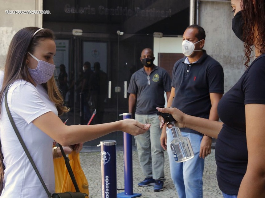 Primeira edição do Enem digital começa a ser aplicada amanhã