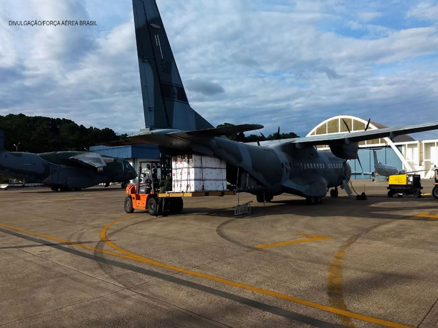 Butantan deve receber na quarta-feira novo lote de insumos para vacina