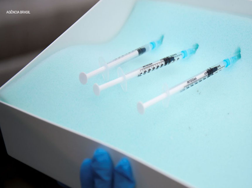 OMS: vacinas devem ser distribuídas de forma igualitária entre países