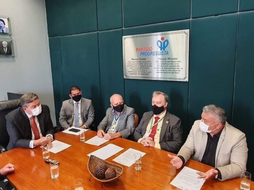 Sindate cobra aprovação de projetos para Enfermagem a Arthur Lira, candidato à presidência da Câmara dos Deputados