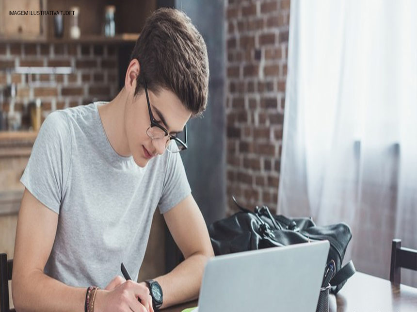 Covid: universidade não é obrigada a oferecer desconto na mensalidade em razão da pandemia