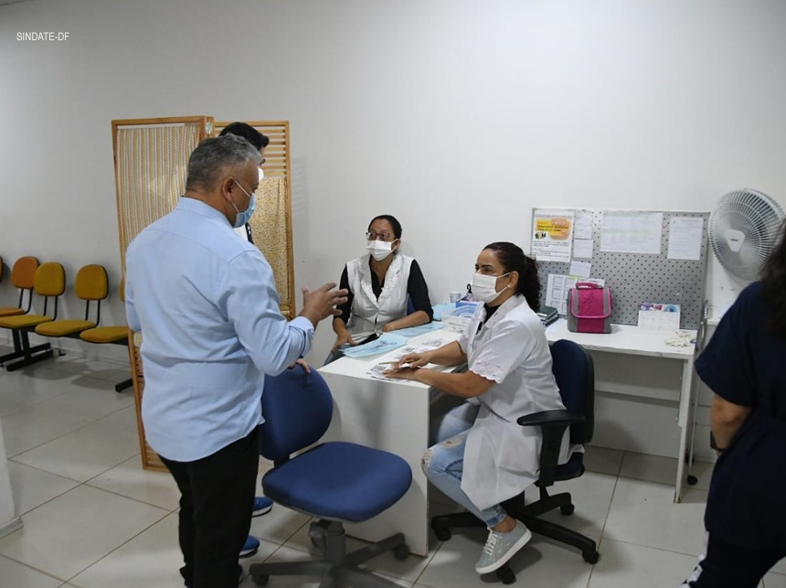 Sindate fiscaliza aplicação de vacinas no HRAN