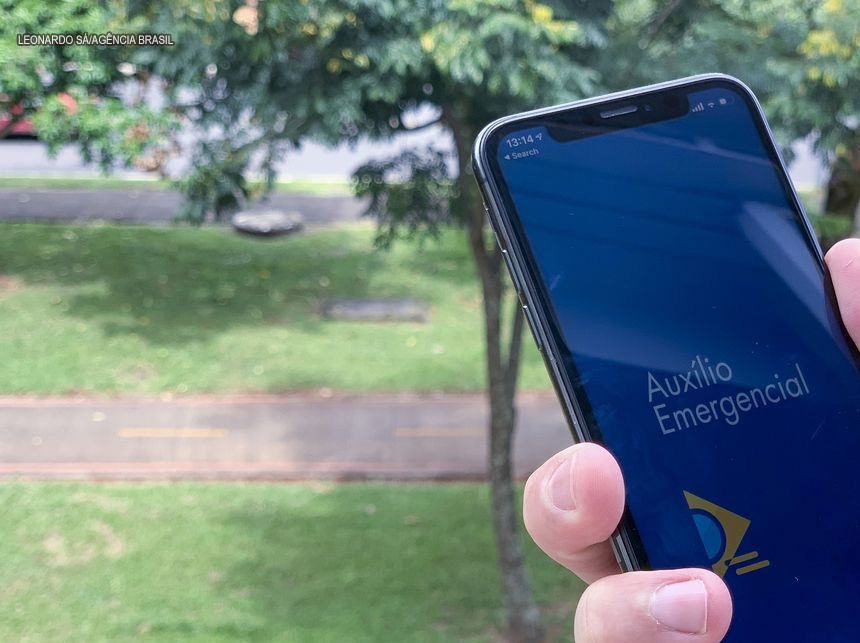 Congresso: Lira e Pacheco pedem extensão do auxílio emergencial até junho