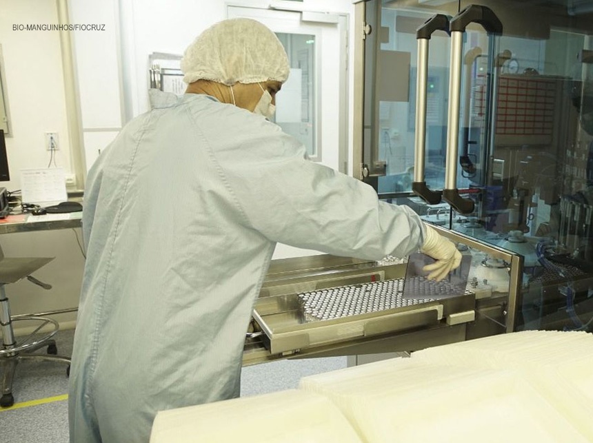 Governo anuncia compra mais 54 milhões de doses de vacina contra covid-19