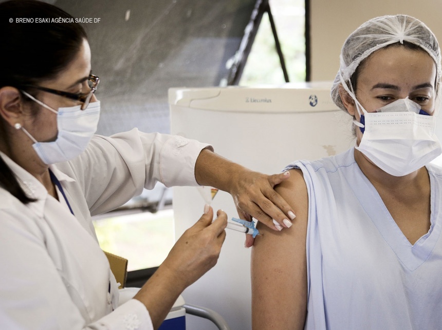 Saúde e IGESDF já vacinaram mais de 64,7 mil profissionais