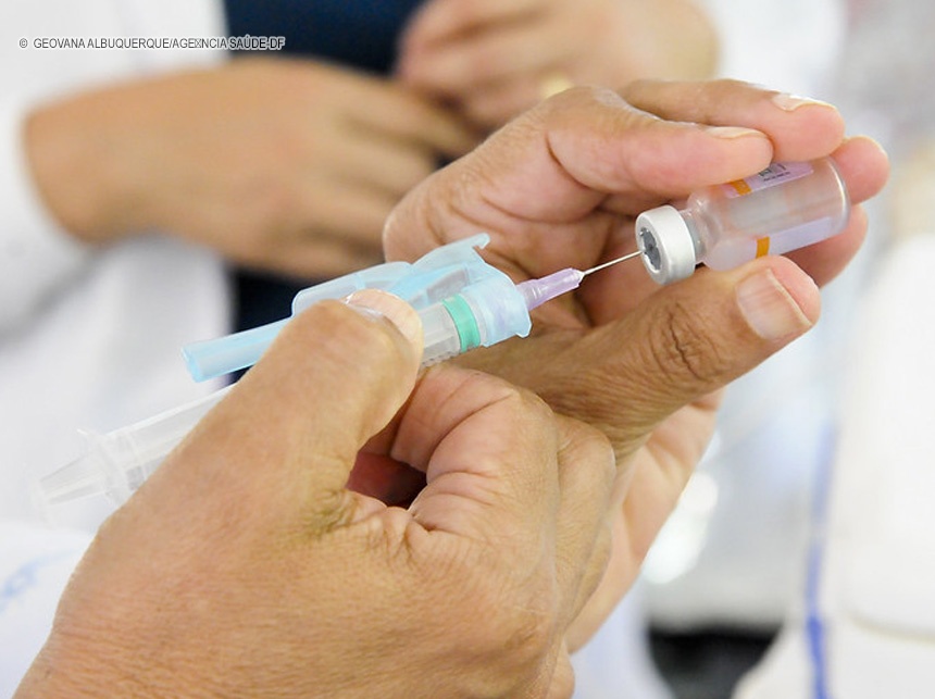 Projeto permite compra de vacinas contra a COVID-19 pelos Poderes Legislativo, Executivo e TCDF