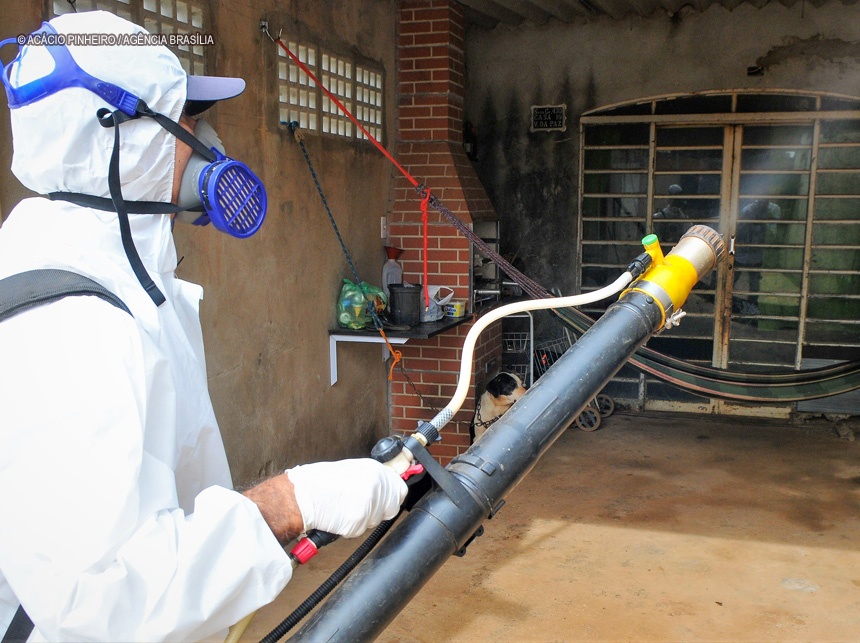 GDF amplia estratégias para combater a dengue