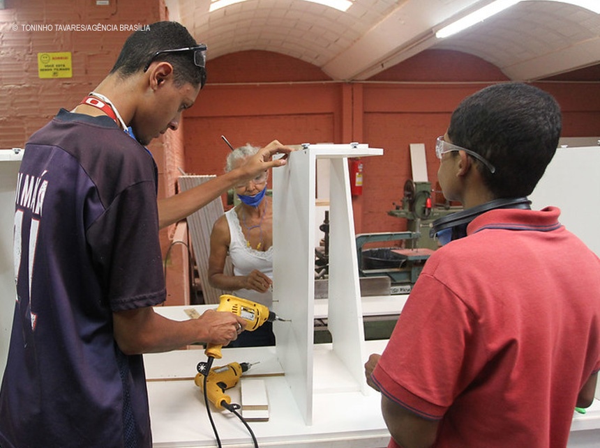 GDF abre matrículas para os cursos da educação profissional