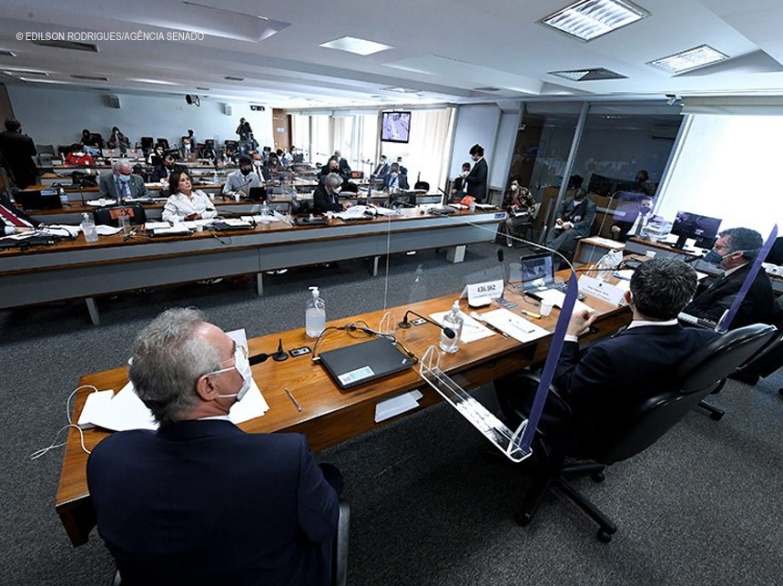 Depoimento de Ernesto reforça importância de ouvir Pazuello, dizem senadores