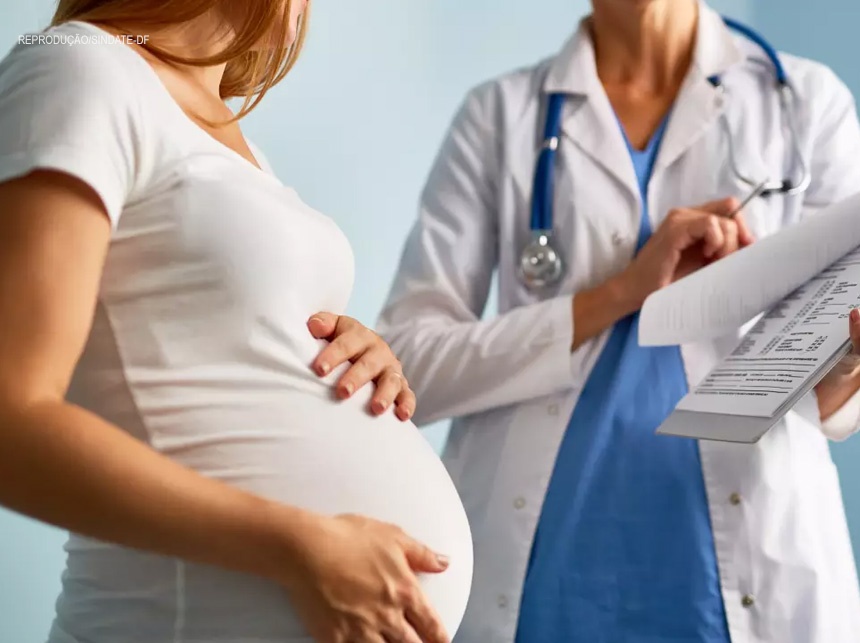 Grávidas vacinadas com AstraZeneca podem receber 2ª dose da Pfizer