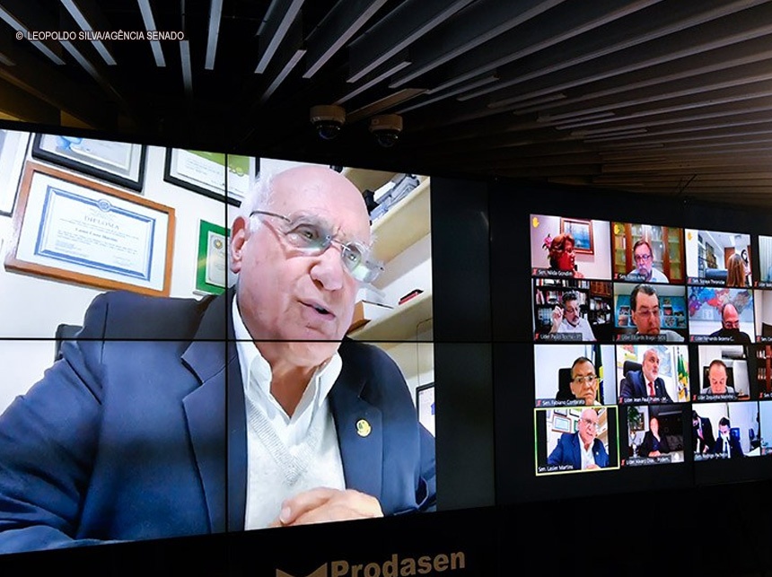 Senado aprova projeto que suspende reajuste de remédios; texto vai à Câmara