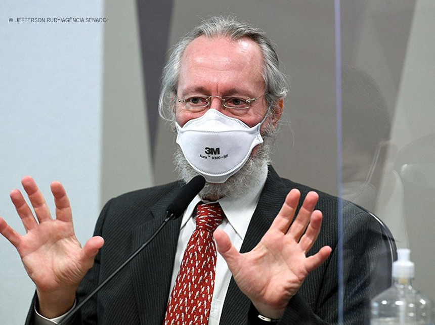 Ao buscar ‘imunidade de rebanho’, governo trata população como animais, diz Maierovitch na CPI