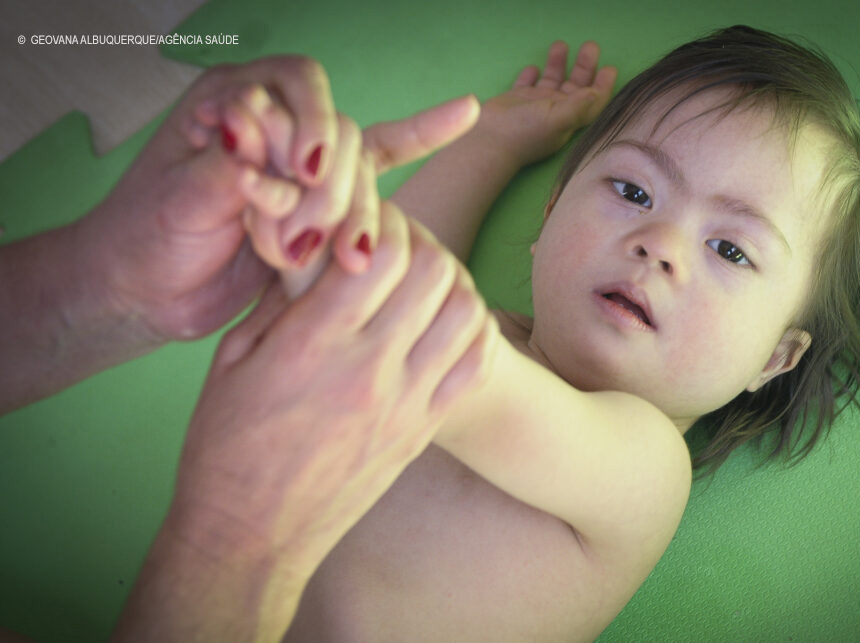 CrisDown: Secretaria de Saúde do DF oferece shantala em casa, via chamada de vídeo